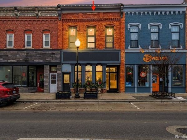 31 N Washington Street, Oxford Vlg, MI 48371