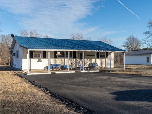 12754 Pease Street, Marion, IL 62959