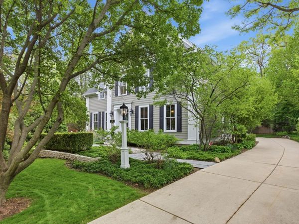 146 Franklin Street, Geneva, IL 60134