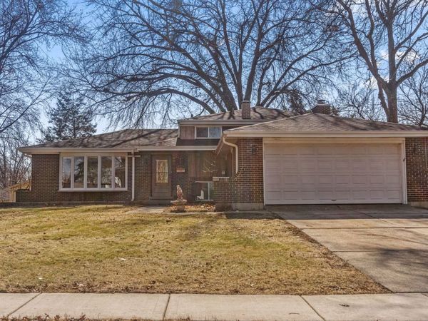 18W089 Claremont Drive , Darien, IL 60561