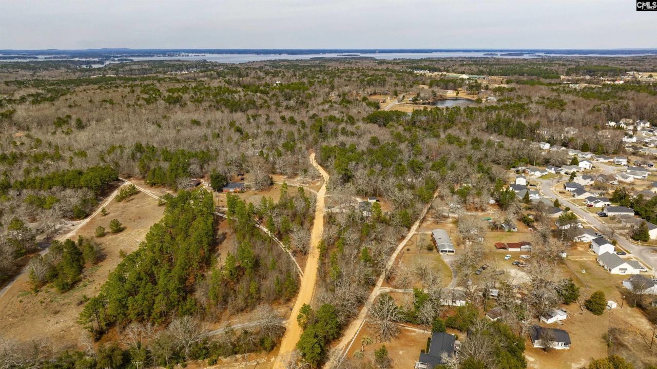 154 Sandy Bank Drive  Photo 6