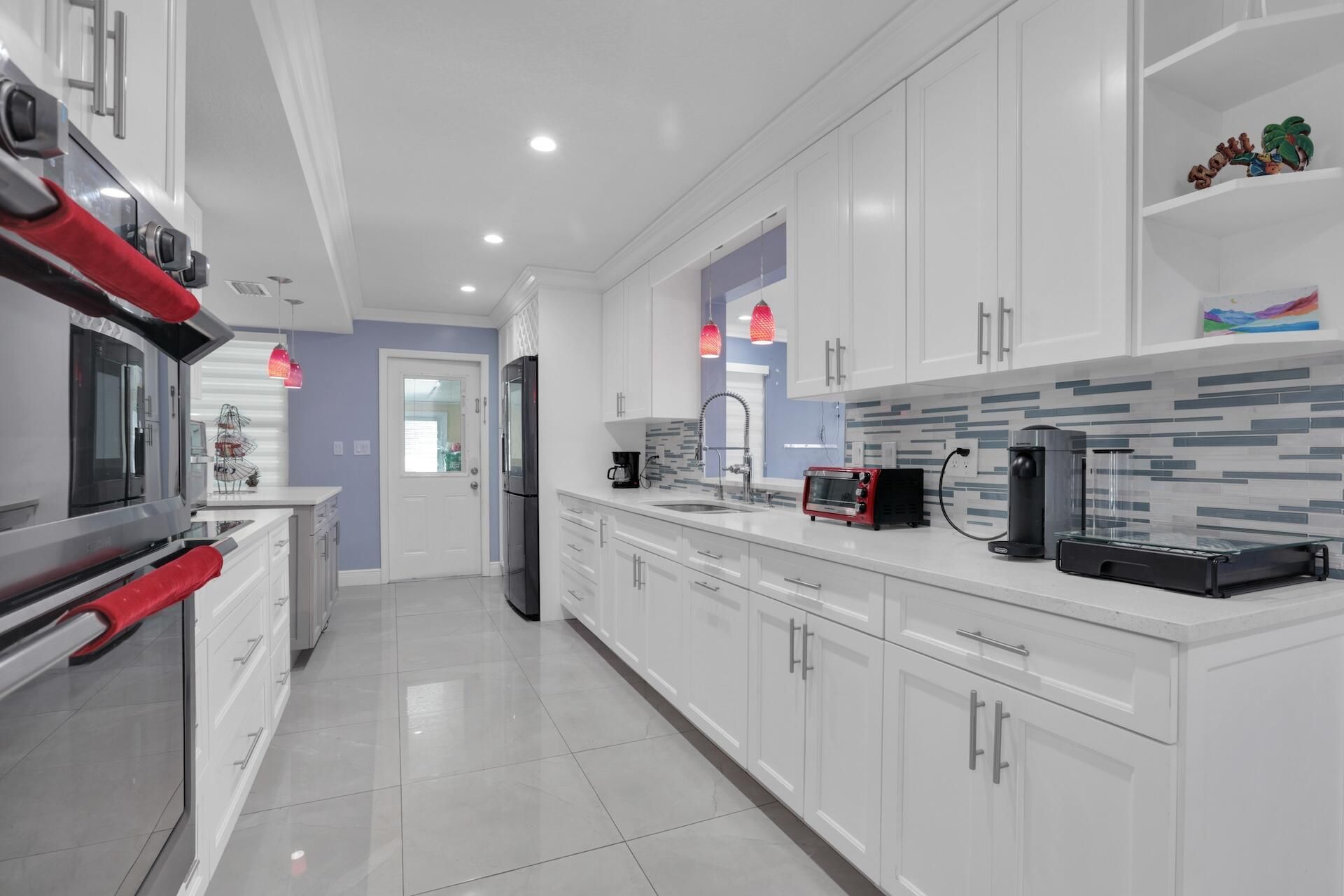 140 Possum Pass, West Palm Beach, FL 33413 Photo