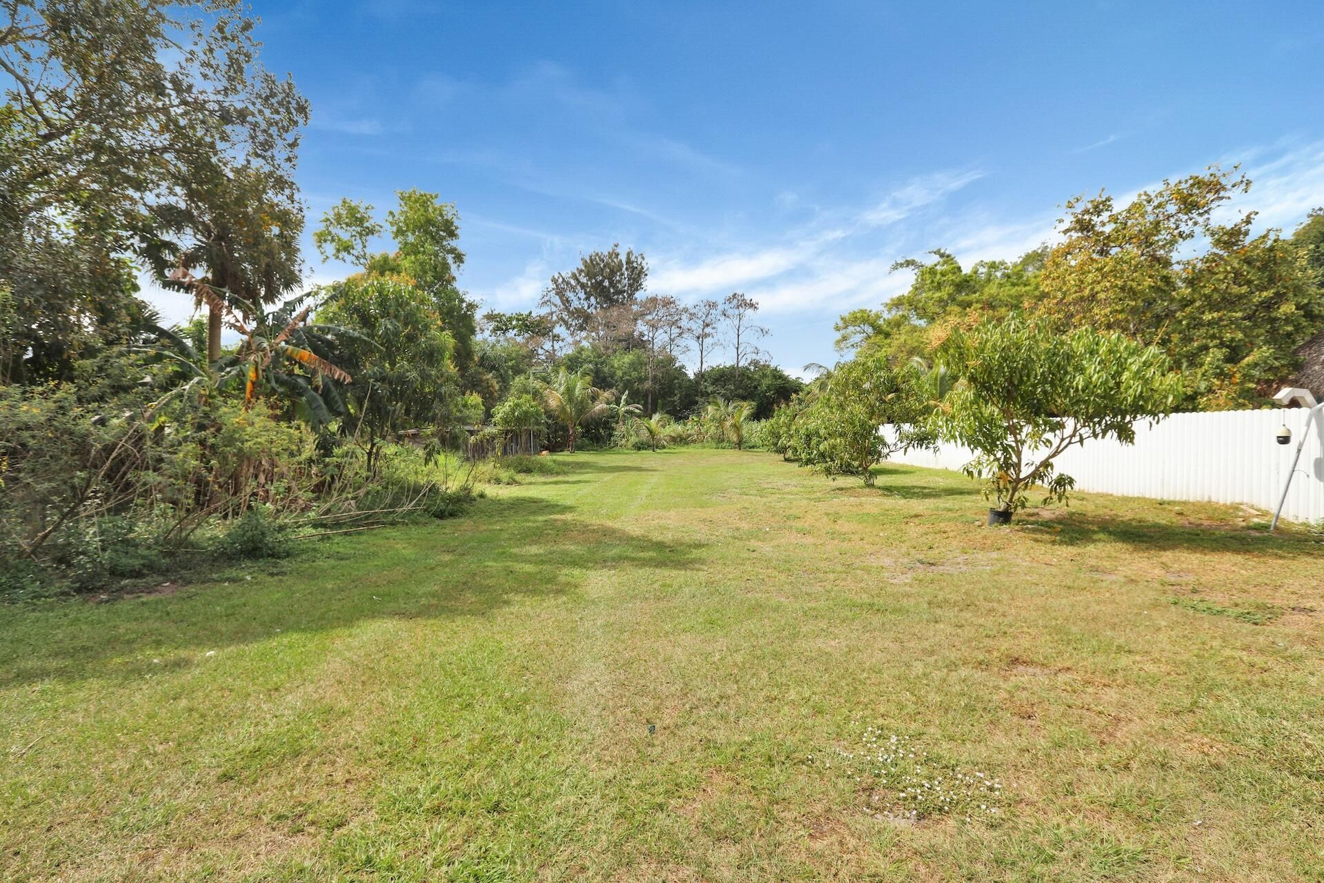 140 Possum Pass, West Palm Beach, FL 33413 Photo