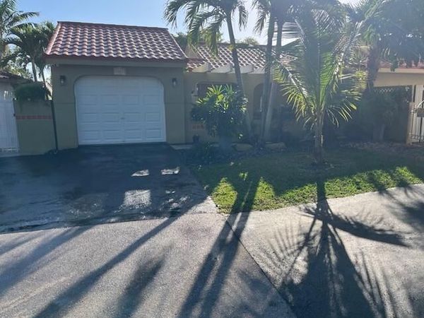 1227 Seagrape Circle, Weston, FL 33326