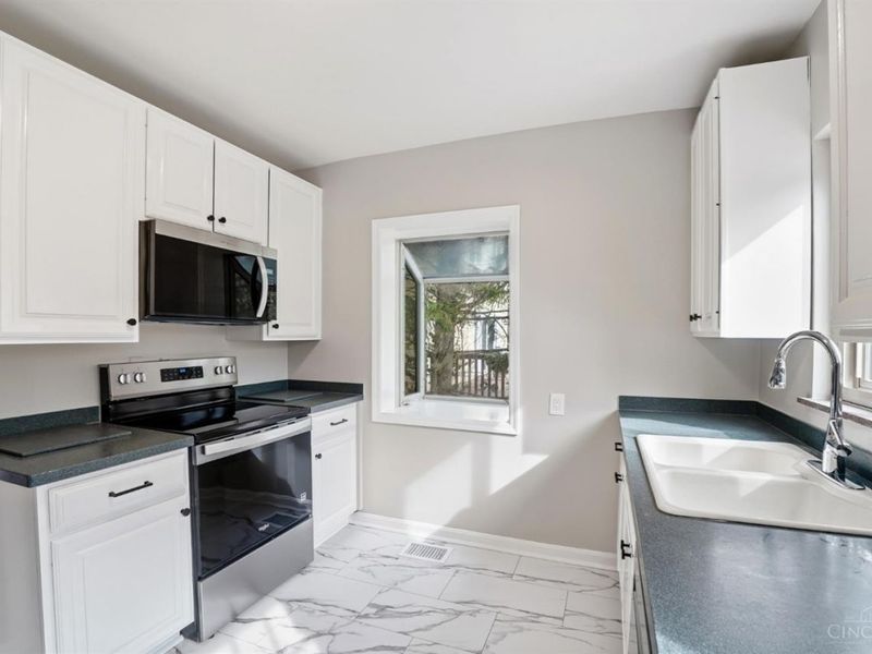 5965 Wayside Avenue, Cincinnati, OH 45230 Photo 13