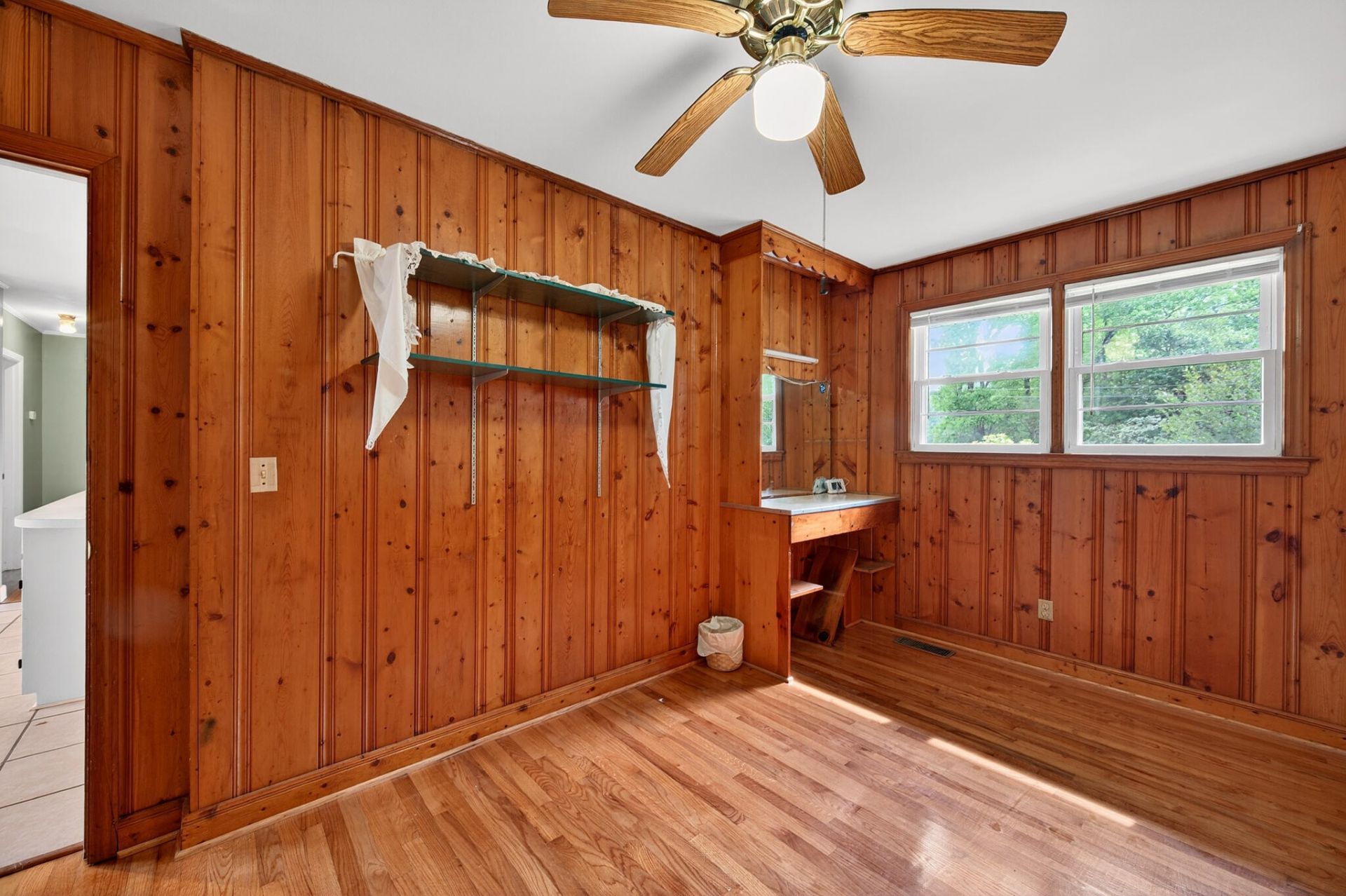 18 Chestnut Avenue Photo 13