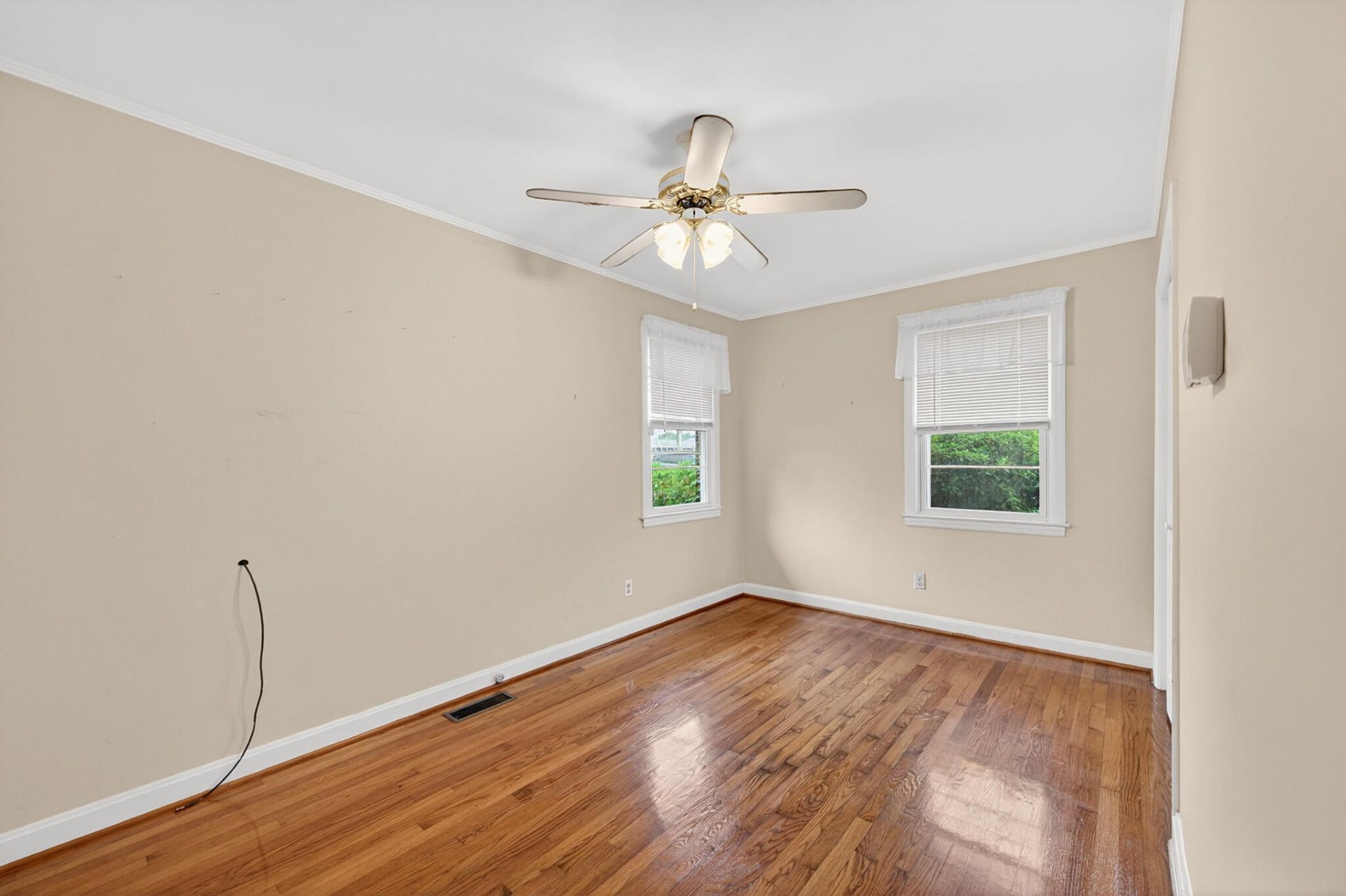 18 Chestnut Avenue Photo 20