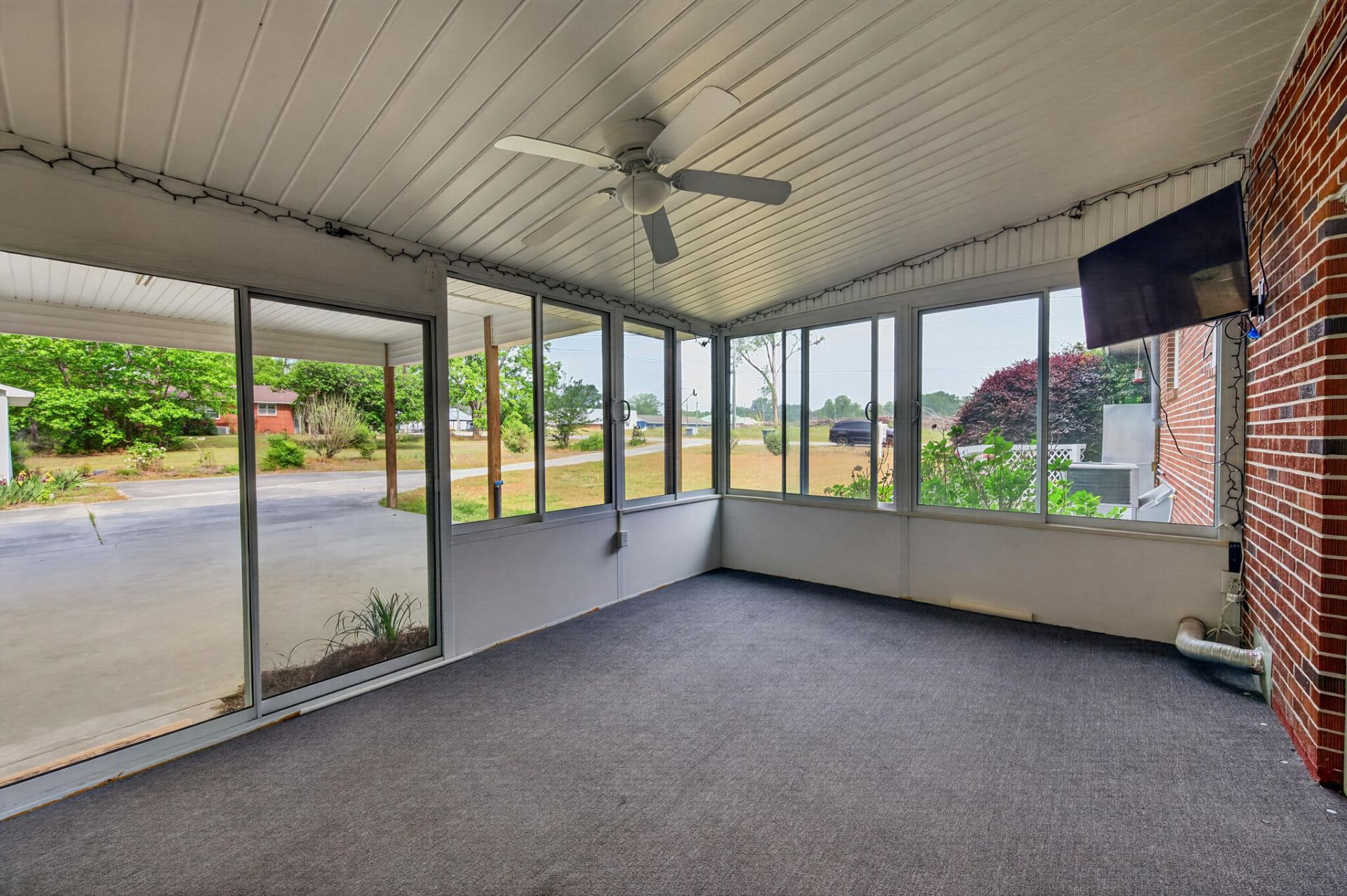 18 Chestnut Avenue Photo 28