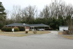 18 Chestnut Avenue photo 4