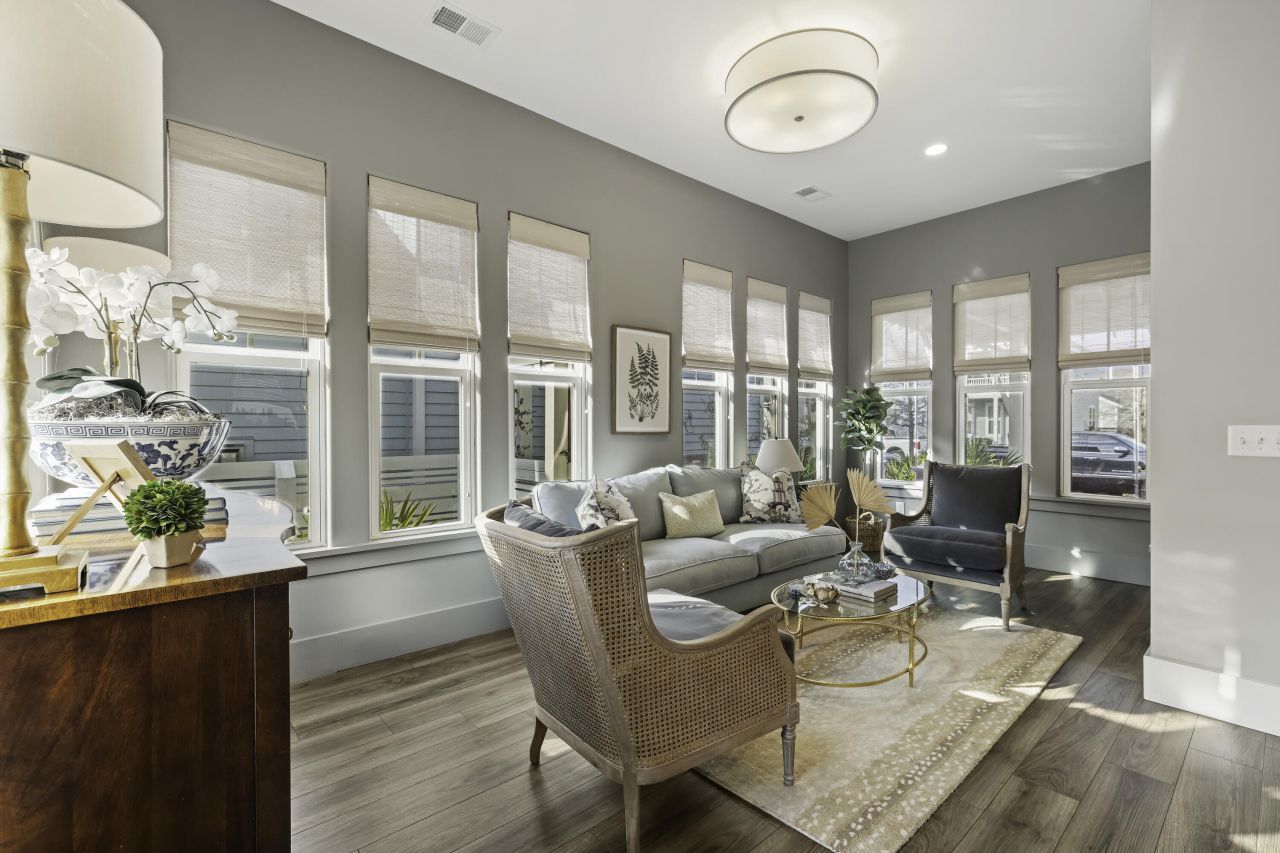 105 Bright Leaf Loop Photo 17