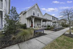 105 Bright Leaf Loop photo 4