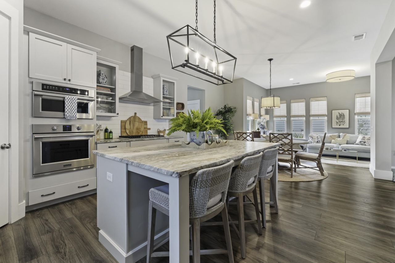 105 Bright Leaf Loop Photo 20