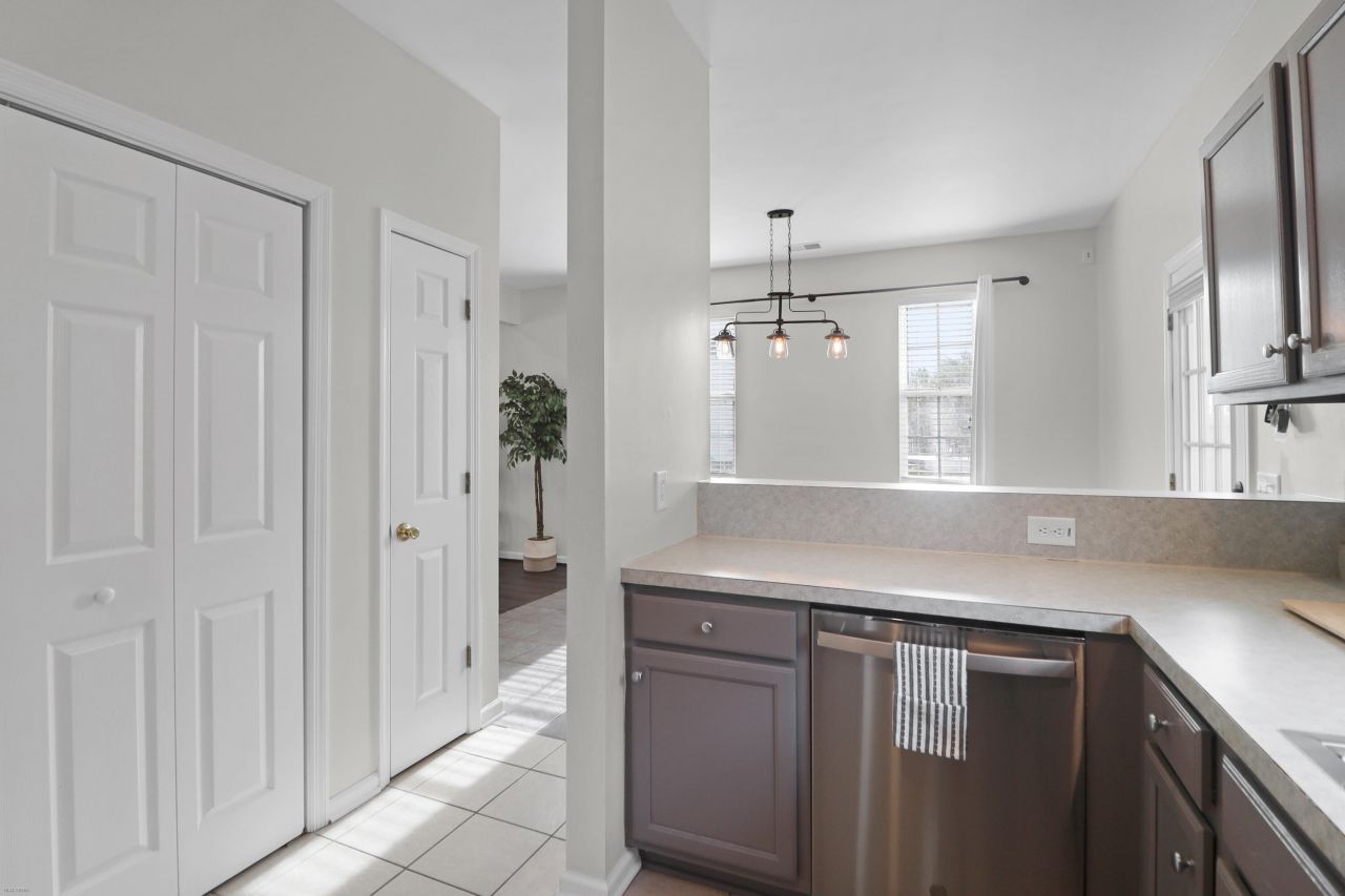 1475 Swamp Fox Lane Photo 15