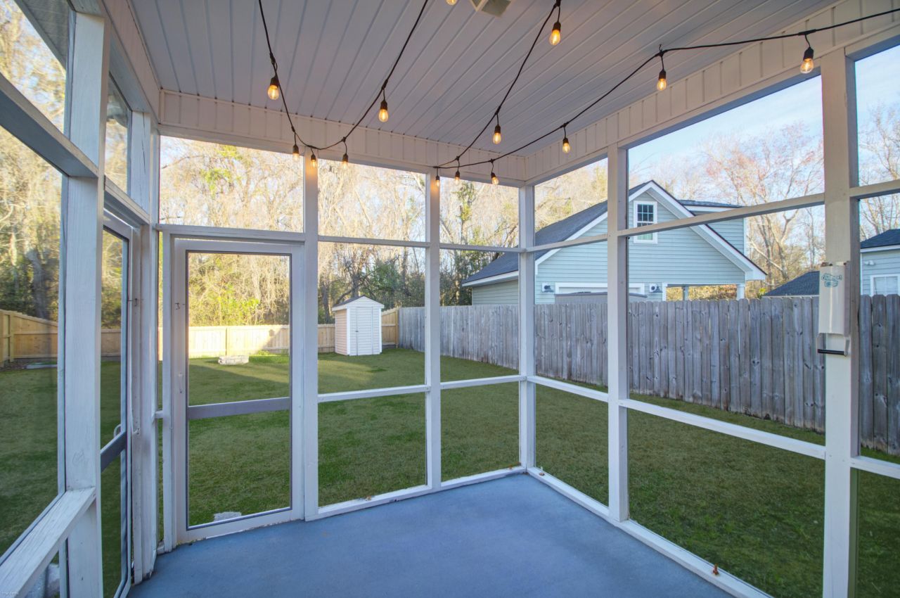 1475 Swamp Fox Lane Photo 34