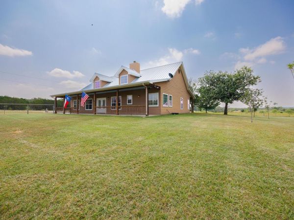 192 Indian Oaks PASS, Blanco, TX 78606