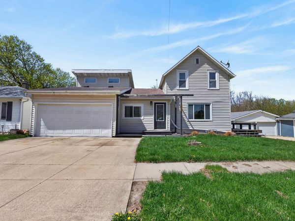 205 Miners Street, Parkersburg, IA 50665