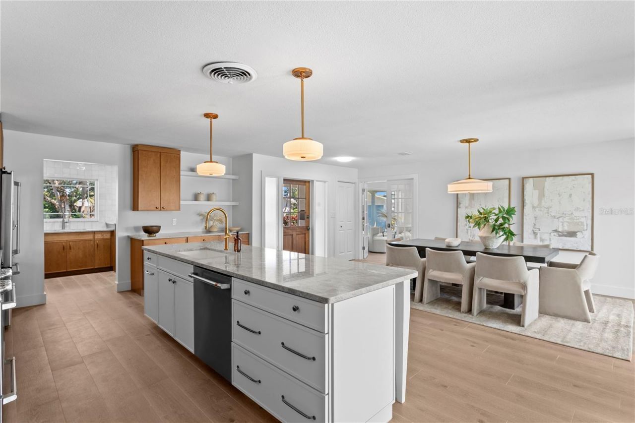 1182 41st Avenue Ne, Saint Petersburg, FL 33703 Photo