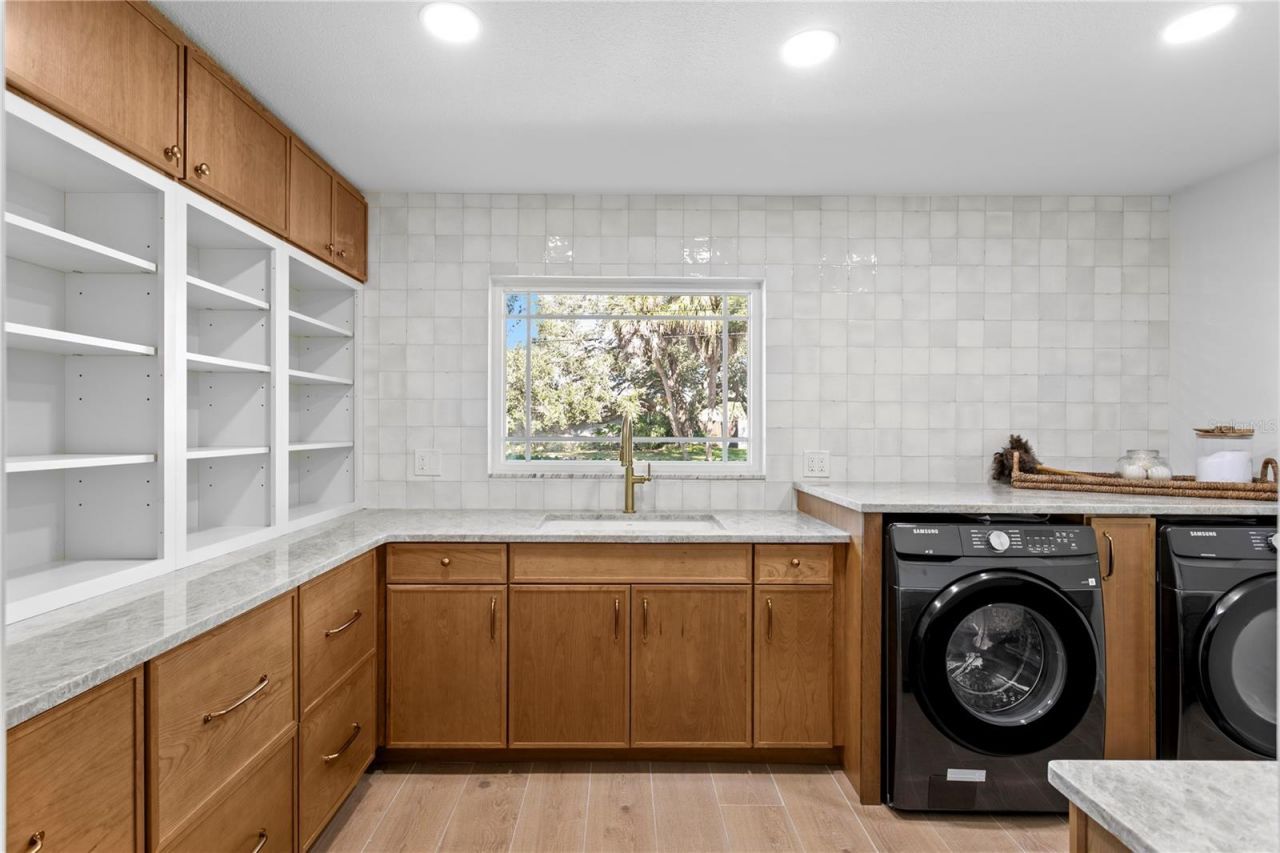 1182 41st Avenue Ne, Saint Petersburg, FL 33703 Photo