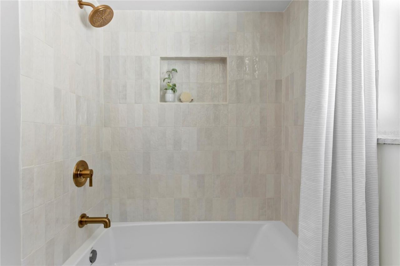 1182 41st Avenue Ne, Saint Petersburg, FL 33703 Photo