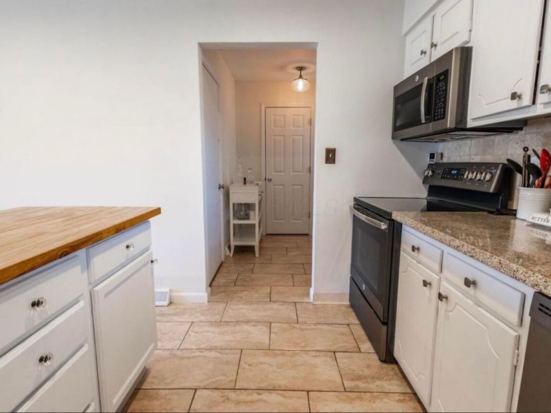 595 Deerwood Avenue E, Columbus, OH 43230 Photo 23