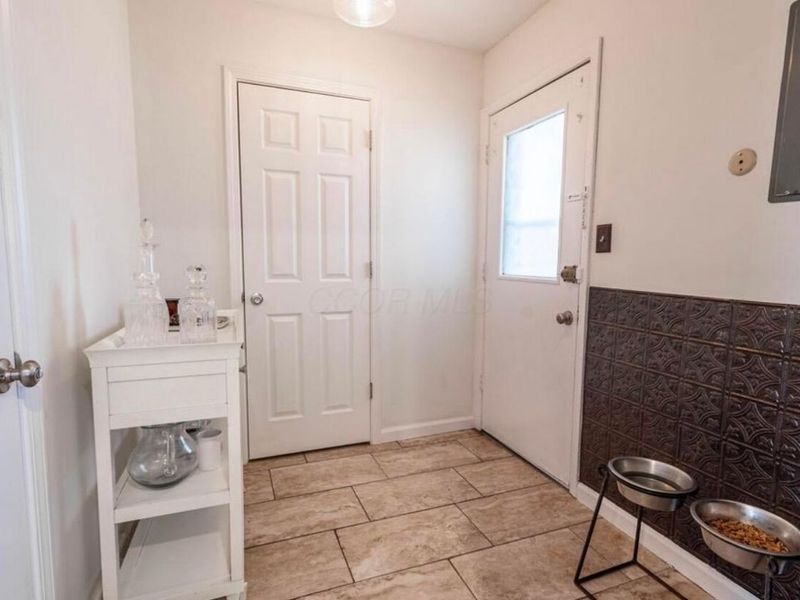 595 Deerwood Avenue E, Columbus, OH 43230 Photo 27