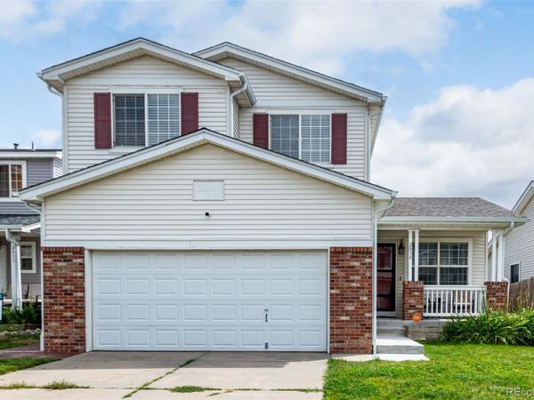 2039 Espana Way , Aurora, CO 80011