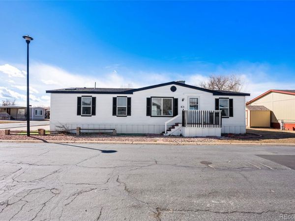 2885 E MID WAY Boulevard, Denver, CO 80234