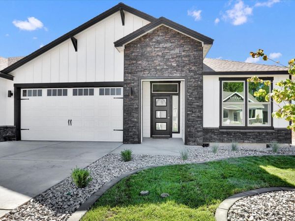 1109 - Unit 30 N Country Club Dr, Deer Park, WA 99006