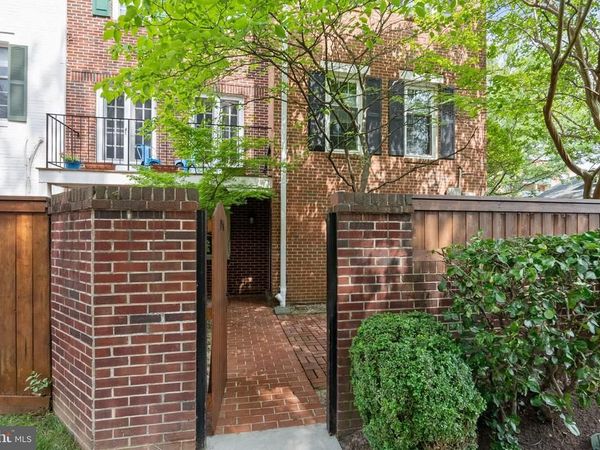 1956 N CLEVELAND STREET, Unit 1, ARLINGTON, VA 22201