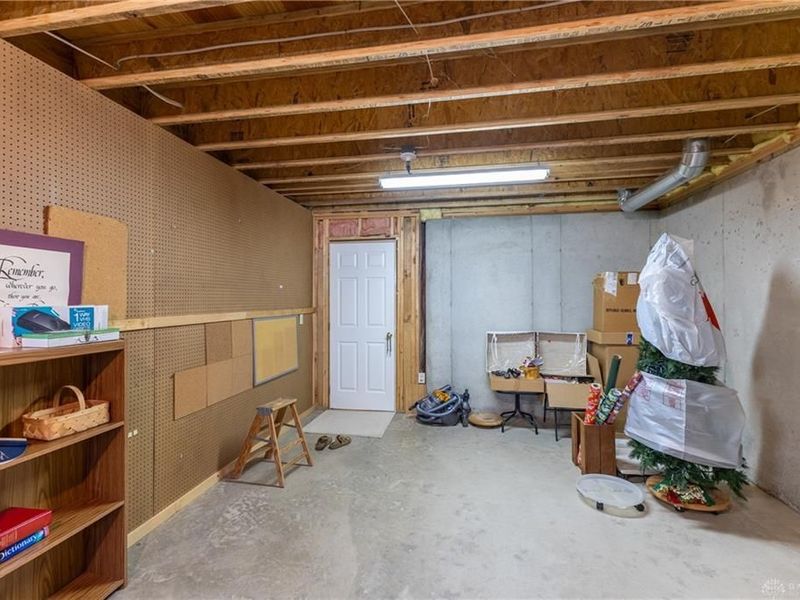 2385 Worthington Drive, Troy, OH 45373 Photo 38