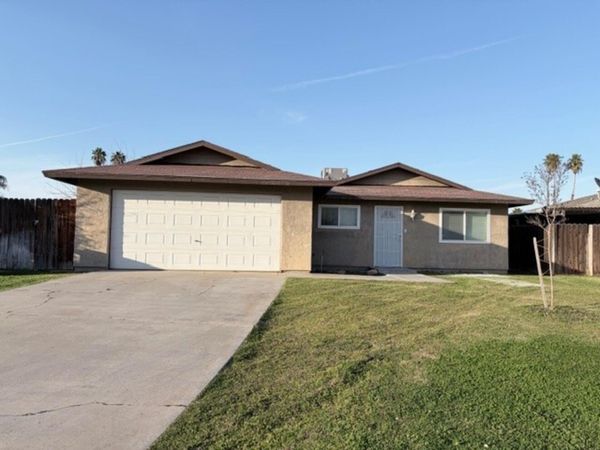 5212 Thyme St, Bakersfield, CA 93309