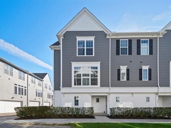 2122 Westcott Lane, Bridgeville, PA 15017