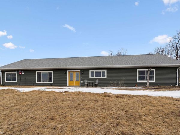 4283 20th Street, Grinnell, IA 50112