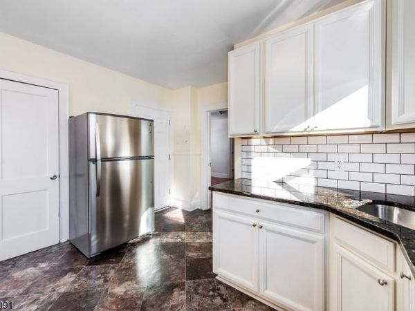 11 Lewis St, Unit 1, Bloomfield, NJ 07003