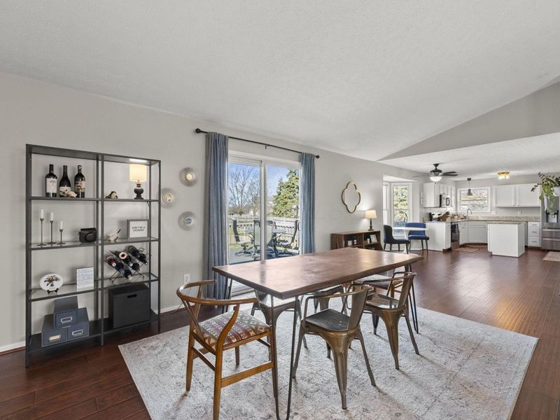 1157 Onaway Court, Columbus, OH 43228 Photo 9