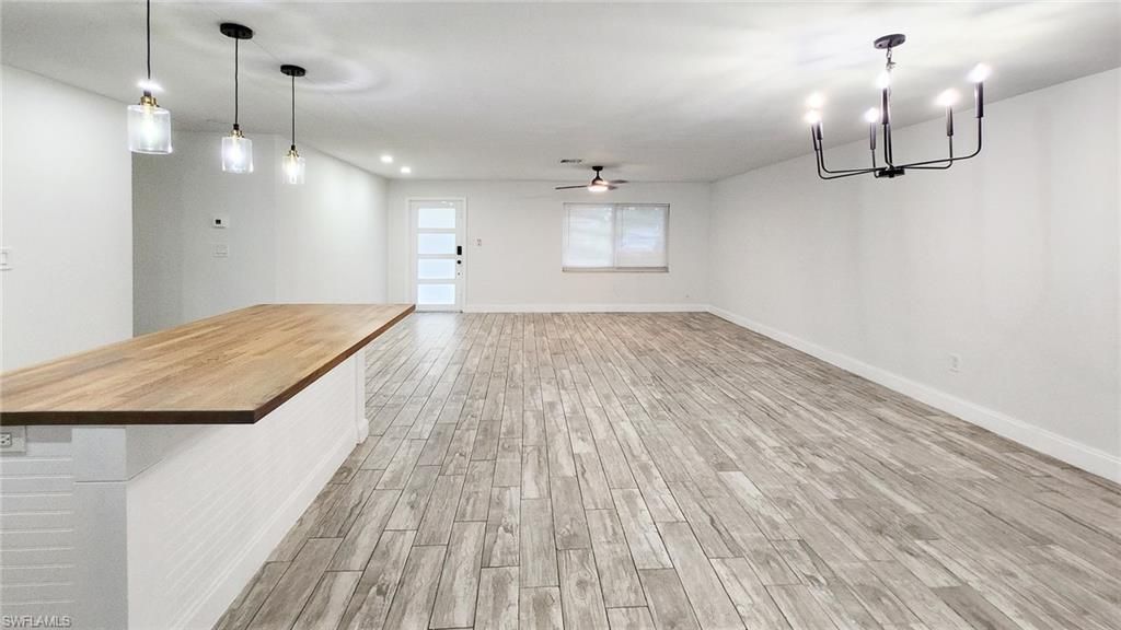 2431 Welch St , Fort Myers, FL 33901 Photo