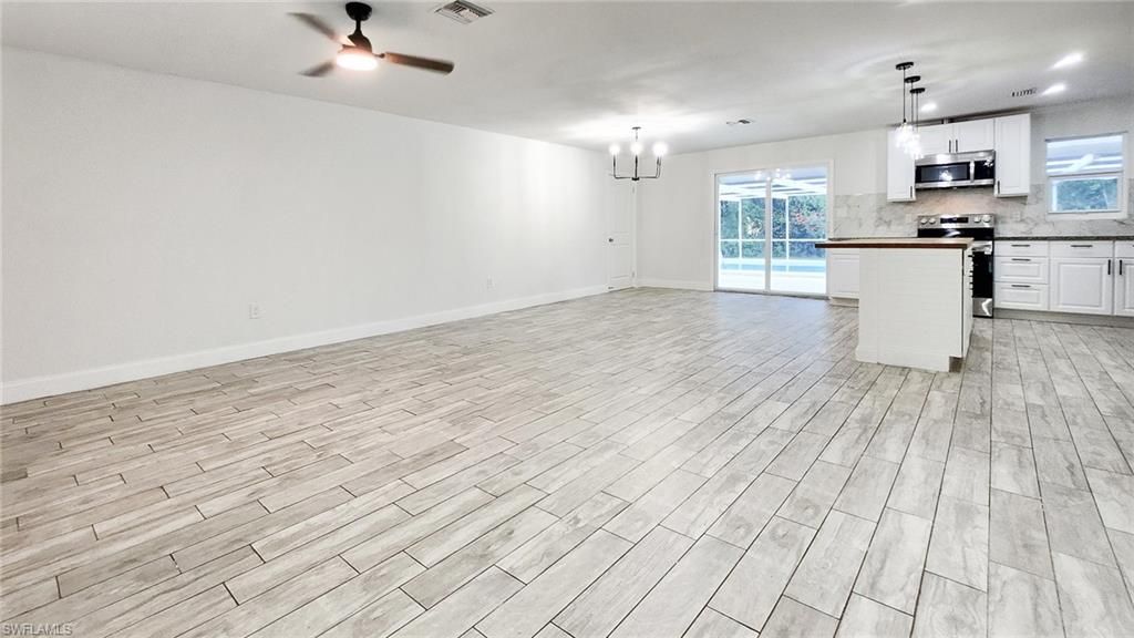 2431 Welch St , Fort Myers, FL 33901 Photo