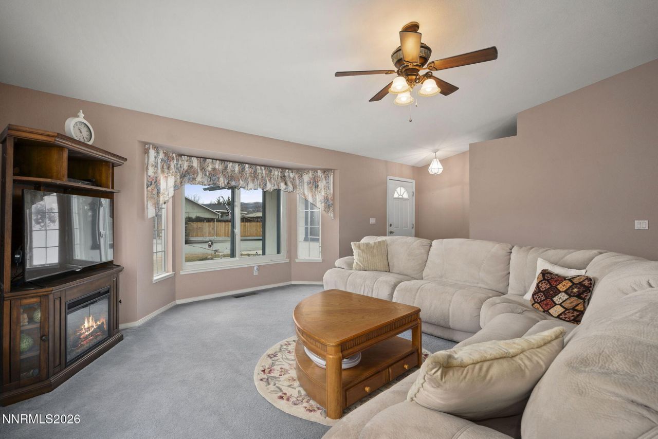 250 Carlene Drive, Sparks, NV 89436 Photo