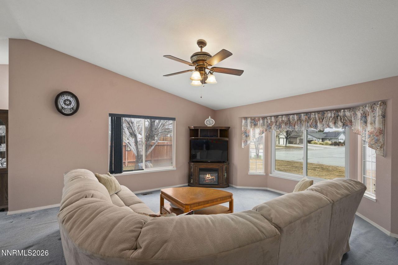 250 Carlene Drive, Sparks, NV 89436 Photo