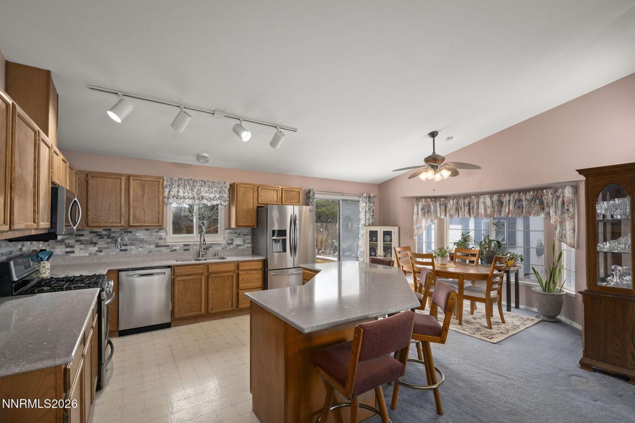 250 Carlene Drive, Sparks, NV 89436 Photo