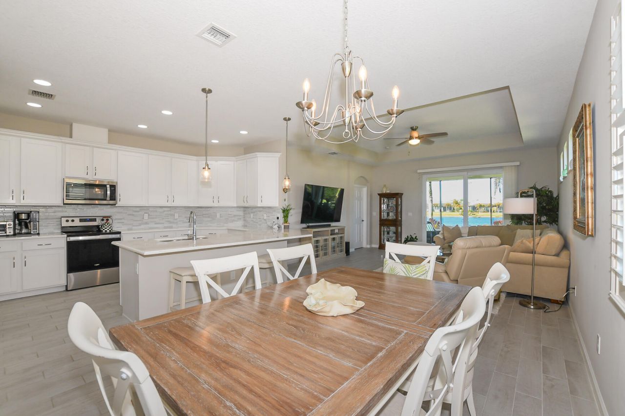 12819 SW Lake Fern Circle, Port Saint Lucie, FL 34987 Photo