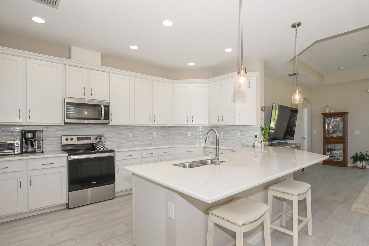 12819 SW Lake Fern Circle, Port Saint Lucie, FL 34987 Photo