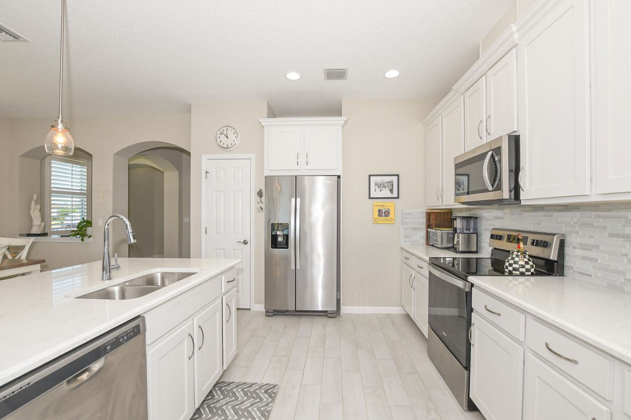 12819 SW Lake Fern Circle, Port Saint Lucie, FL 34987 Photo