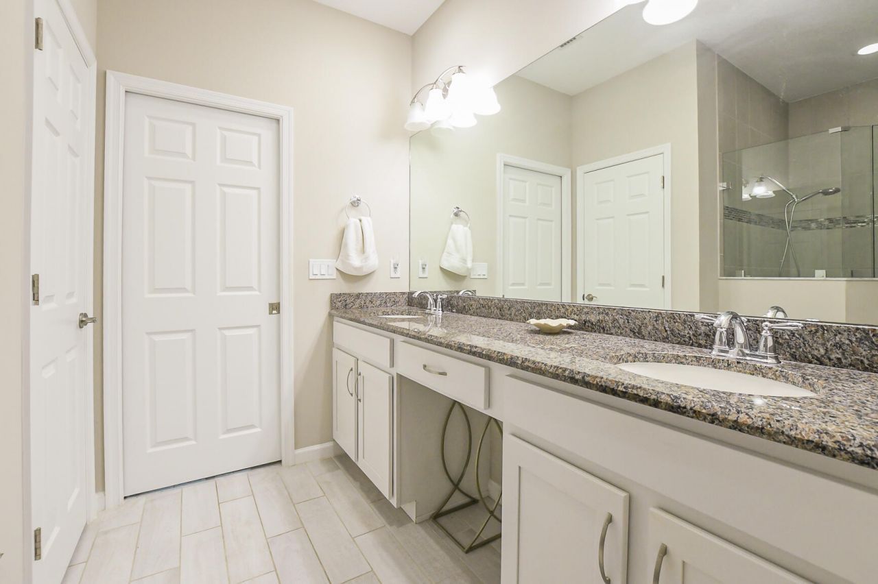 12819 SW Lake Fern Circle, Port Saint Lucie, FL 34987 Photo