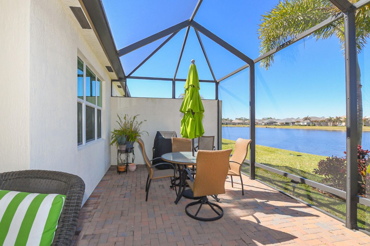 12819 SW Lake Fern Circle, Port Saint Lucie, FL 34987 Photo