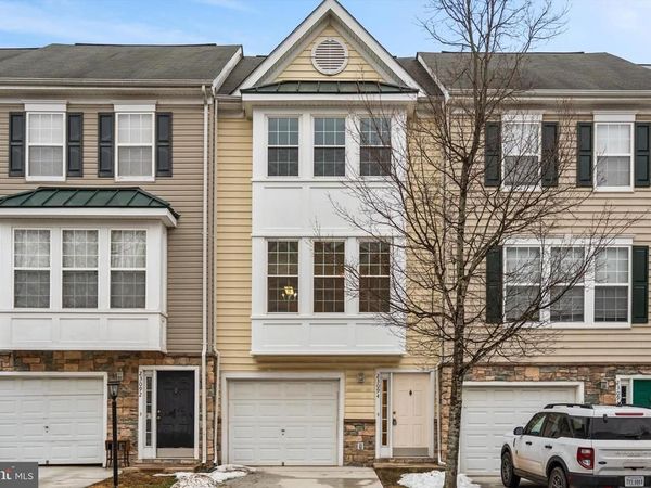 23094 FONTWELL SQUARE, STERLING, VA 20166