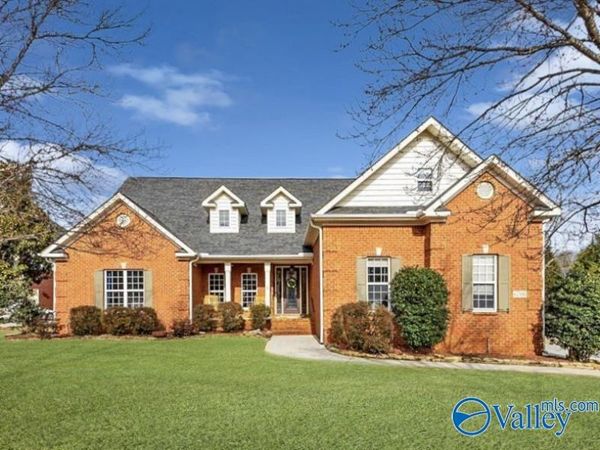 6700 Hampton Bend Circle SE, Owens Cross Roads, AL 35763