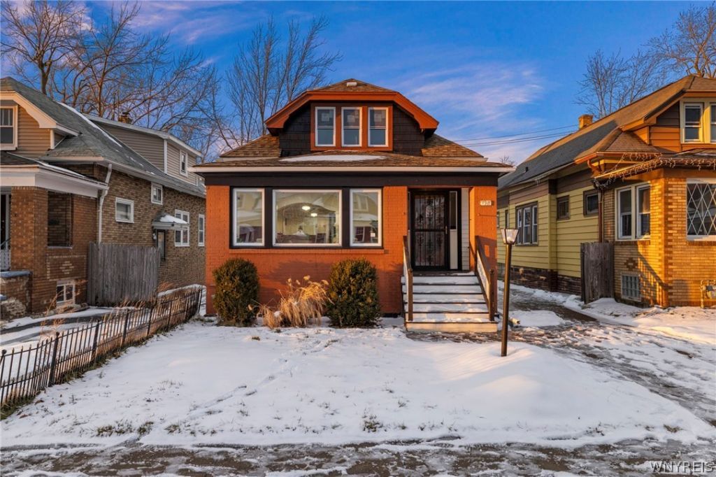 198 Millicent Avenue, Buffalo, NY 14215 Main Photo