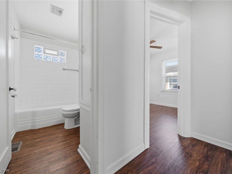 198 Summit Street, Wadsworth, OH 44281 Photo 8