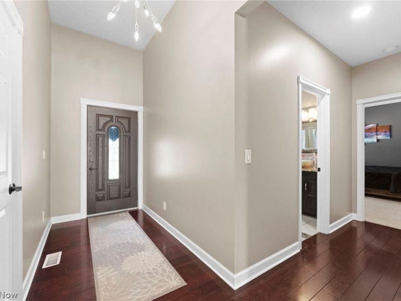 2958 Moyer Avenue, Norton, OH 44203 Photo 3